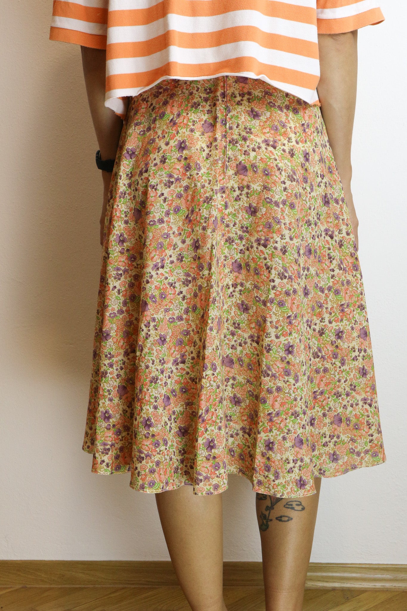 Vintage midi skirt