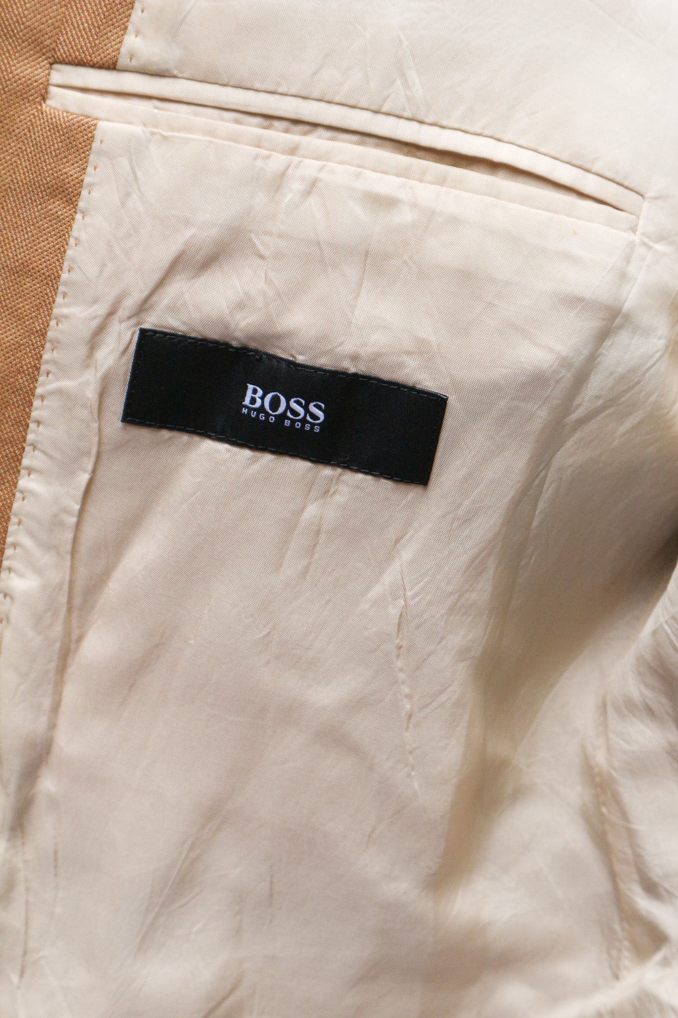 Volnen vintage suknjič